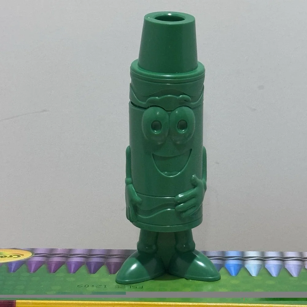Crayola 120 Box Of Crayons 120 Colors Bonus Character Tip Sharpener Inc 1 Used